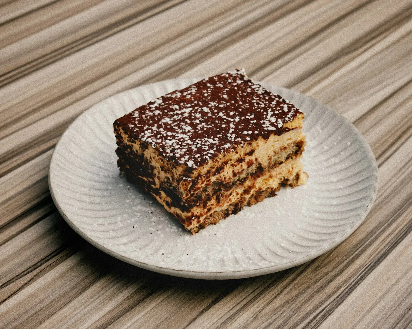 Tiramisu Classic - Min's Bake Studio